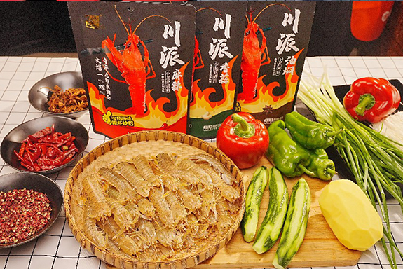 小龍蝦當(dāng)季，用哪個調(diào)料好吃？強烈推薦！